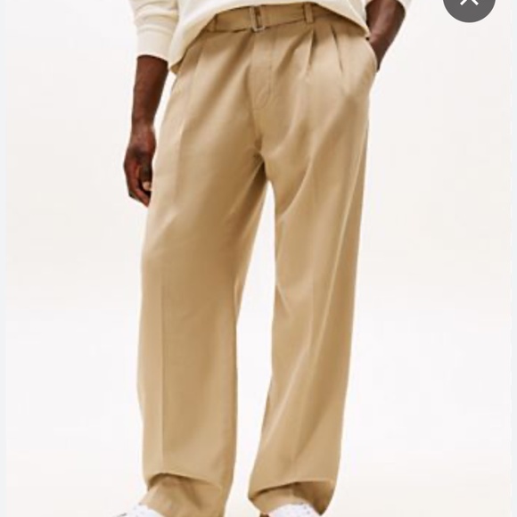 Tommy Hilfiger Other - Tommy Hilfiger THFLEX Pleated Pants Straight Leg Beige Men's Size 33 X 32 New